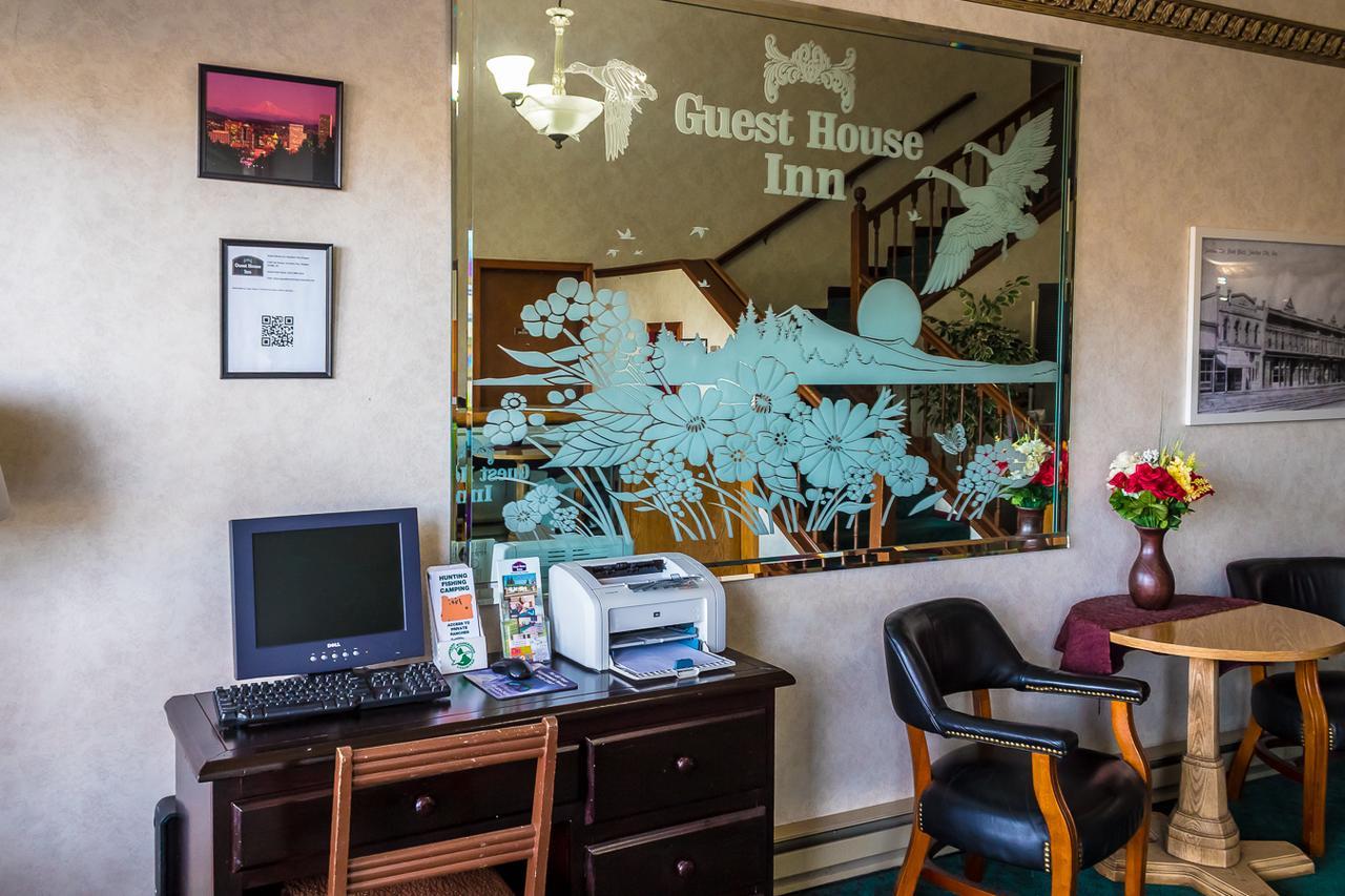 Guest House Inn Junction City Exterior foto